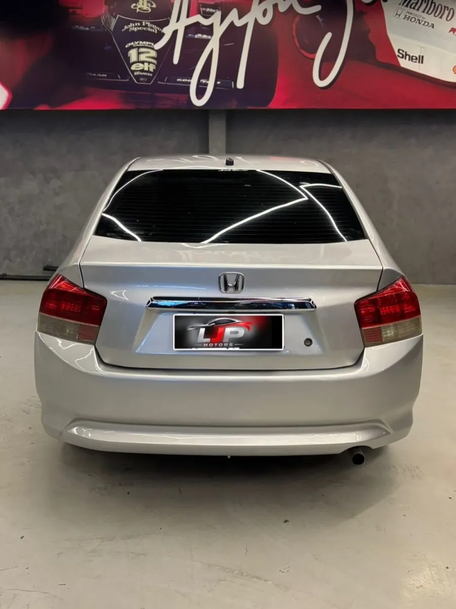 Honda City DX 1.5 2011
