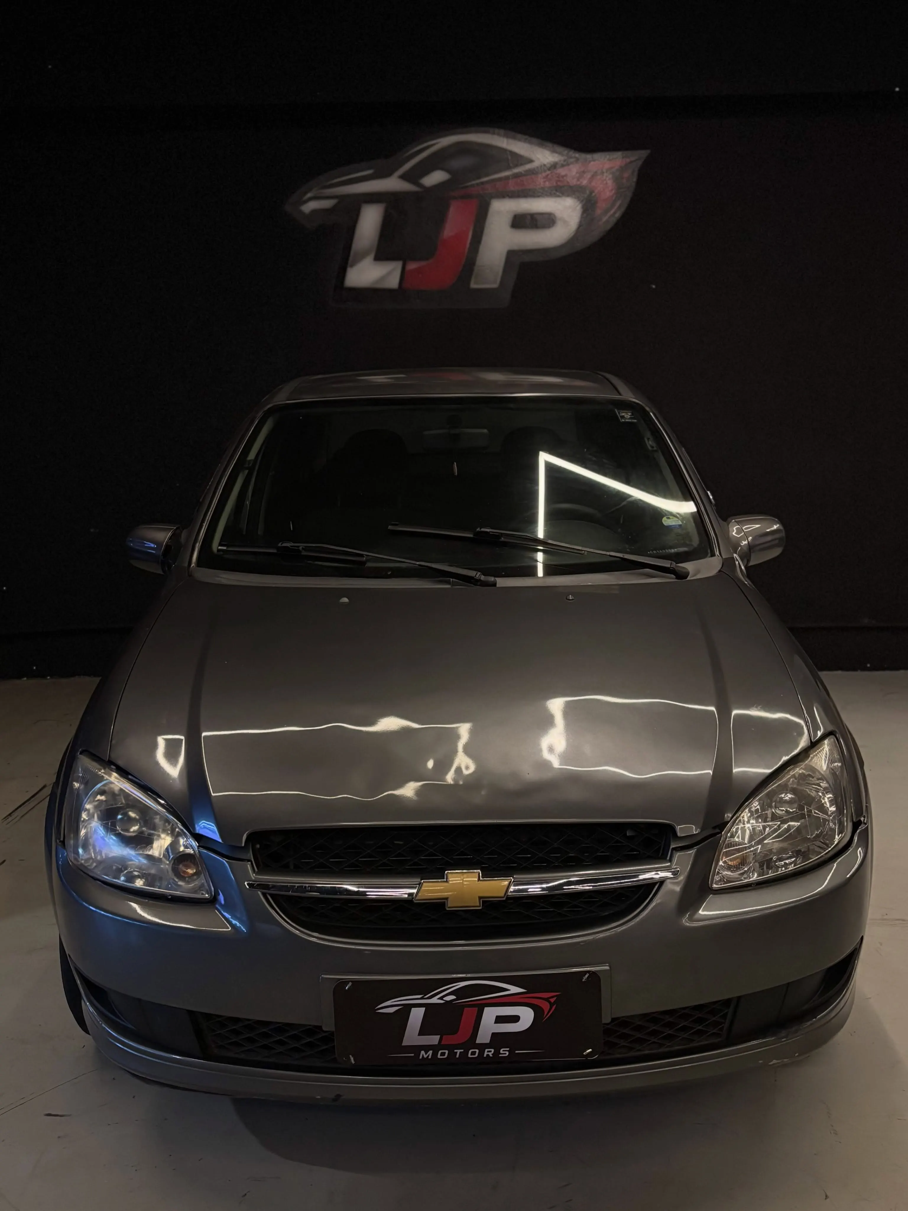 Chevrolet Classic 2012